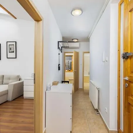 Venus - Opera Ii Lägenhet