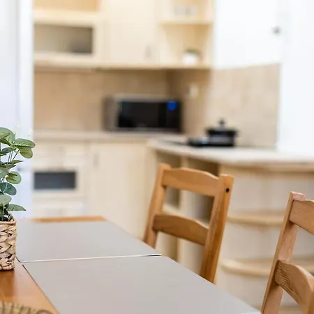 Venus - Opera Ii Lägenhet